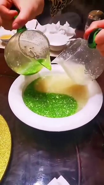 32K views · 581 reactions | Philosophical but edible~Here's a dish that perfectly balances Yin and Yang. #food #funny #YIN #YANG #tachi | iChongqing | Facebook