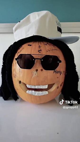 Happy Halloween #lilwayne #2025 #halloween #fyp #spooky @Mary B Pierce