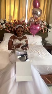 Awwwn, so cute! 😇❤ The bride was all smiles as she unboxed her early wedding present from her husband-to-be. Such a thoughtful gesture from the groom. Love is a beautiful thing ya'll. | Sonia Okehie's Blog