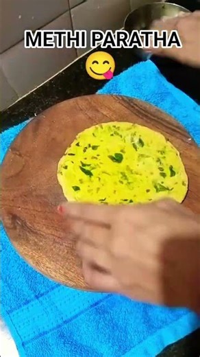 soft aur crispy Methi paratha recipe | Winter Special paratha | Methi Paratha Recipe#shorts #trading