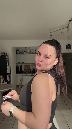 michelleh1999 (@michelleh1999)’s videos with original sound - just a gorgeous girl 🌺