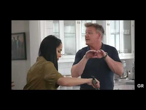 Gordon Ramsay - How to crack an egg.