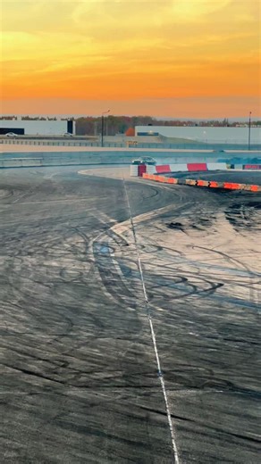 Old camaro drifting in the sunset💨💨 #camaro #drift | Carcontentqc