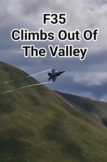 WOW! F35 Lightning Jet Screams Out Of The Mach Loop Valley