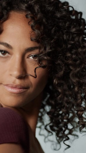 4.7K views · 29 reactions | You're only a few steps away from your dream color!  ⭐Wear gloves ⭐ Mix color with developer  shake it! ⭐ Apply to roots & blend ⭐ Cover hair from roots to tips ⭐ Leave it on for 30 min  Rinse  Put on Oil Infused Elixir to restore damaged hair 殺 After 15 days, revive color intensity with Color Reactivator. Enjoy your new look! #wellahair #wellakoleston #haircoloring #wella #haircolor #hairtips #howto | Wella | Facebook