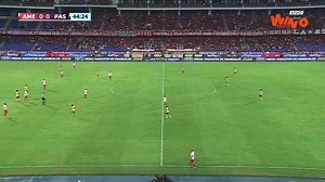 1M views · 10K reactions |  ¡Holgado como si nada hubiera pasado! El delantero 'Escarlata' presentó un golpe en su dedo y recibió atención oportuna del cuerpo médico. Increíble la voluntad del delantero en #LALIGAxWIN. | Win Sports | Facebook