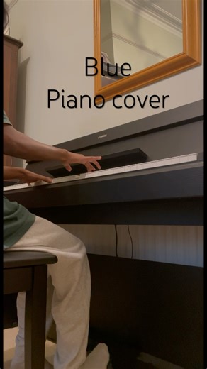 Blue short piano cover. Blue by Yung Kai #blueyungkai #piano #pianoshorts #pianocover #pianist #song