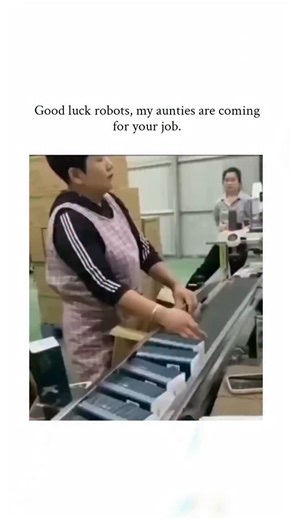 memer boy on Instagram: "The post shares a viral video of skilled Indonesian women in a factory swiftly stacking and packing yellow dish sponges on a conveyor belt, captioned to mock robots' job prospects amid rising automation hype. First posted in November 2025, the clip has amassed over 17 million views through reposts, highlighting cultural admiration for manual labour efficiency in Southeast Asian manufacturing. User replies emphasise human adaptability in repetitive tasks, underscoring a k