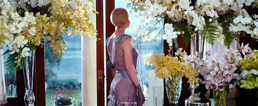 Exploring Gatsby's Green Light Symbolism