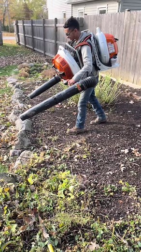 ECHO Leaf Blowing Tips for a Pristine Lawn