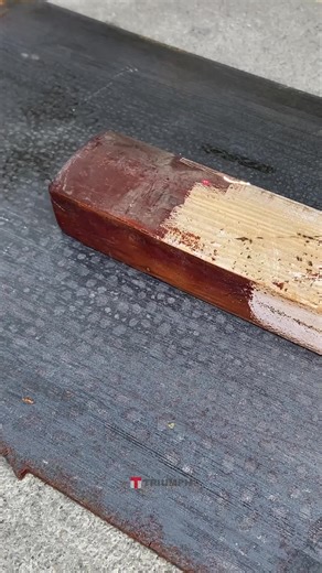 Industrial Laser Cleaning Machine Removes Paint from Wood Easily #pulselaser #lasercleaningmachine #triumphlaser