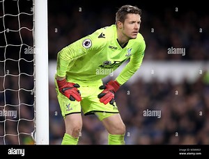 Crystal Palace goalkeeper Wayne Hennessey during the Premier League match at Goodison Park, Liverpool. PRESS ASSOCIATION Photo. Picture date: Saturday February 10, 2018. See PA story SOCCER Everton. Photo credit should read: Nick Potts/PA Wire. RESTRICTIONS: EDITORIAL USE ONLY No use with unauthorised audio, video, data, fixture lists, club/league logos or "live" services. Online in-match use limited to 75 images, no video emulation. No use in betting, games or single club/league/player publicat