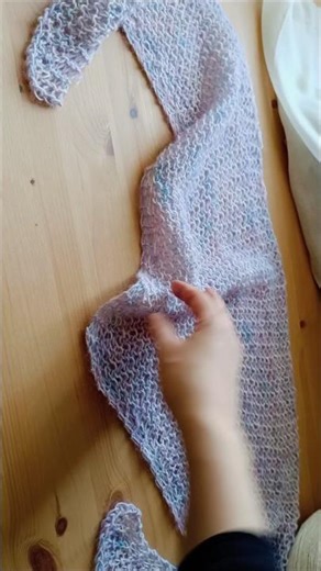 Beginner Knitting Pattern - Spring Triangle Scarf (FREE)