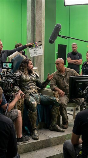 Aquaman Behind the Scenes: King Jason Momoa in Action