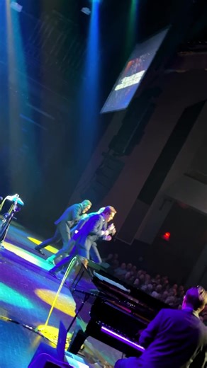 PraiseFest Branson is always such a great time !!! Thank you @imc_concerts for having us ! Thank you all that came out to support ! #praisefest #branson #ehss #erniehaaseandsignaturesound | Ernie Haase and Signature Sound