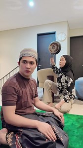 Deg degkannya kalau sholat hp di cek istri jadinya auto tobat ya makanya sholatnya lama 😭@Fatma Sari Zar #fyp