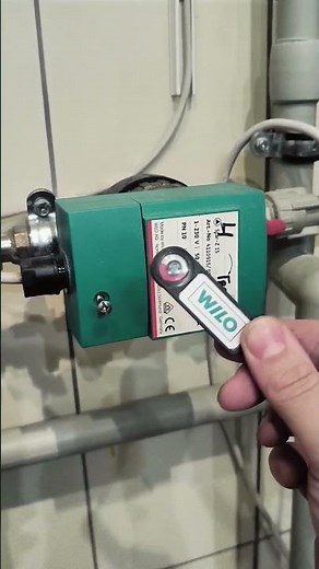 How to check that the pump is working?