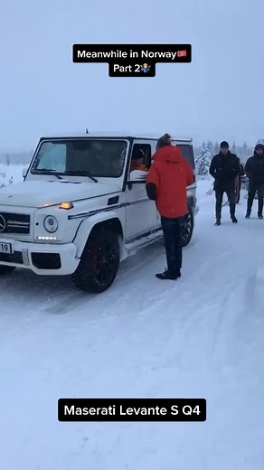 Maserati S Q4 begravet i snøen. #maserati #snow #christmas #drift #ice