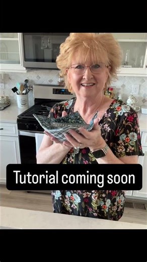 Quick and easy gift or craft fair items to sell. 💰Microwaveable reversible cute bowl cozies 🧵✂️🧵