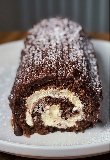 Delicious Yule Log Recipe for Christmas