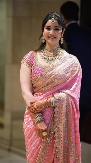 Sara Tendulkar 💯 #saratendulkar #shorts #trending #viral #youtubeshorts