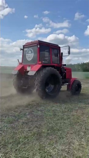 #automobile Belarus 82.1 4x4 vs 80.1 2x2 Tractor Now Videos Show