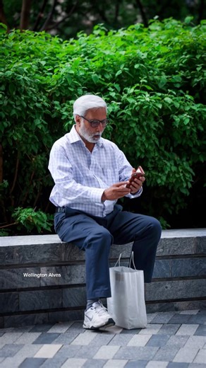 91K views · 3.6K reactions | #streetphotography #photographer | Smile for New York | Facebook