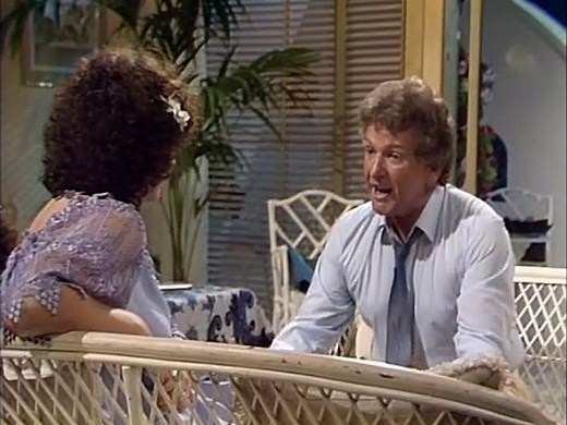 Duty Free S01E07 Hasta La Vista