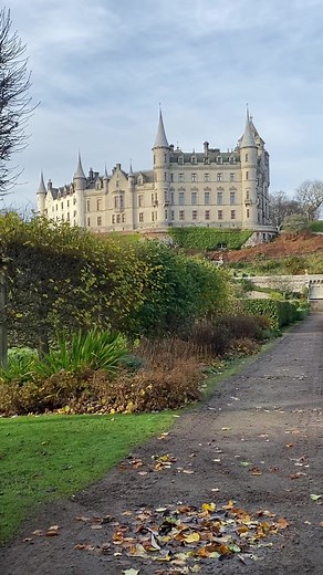 Discover the Enchanting Dunrobin Castle in Scotland