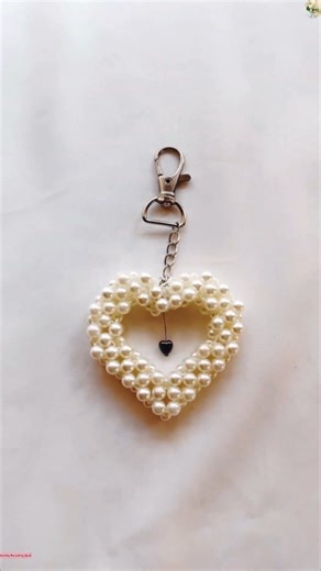 DIY Beautiful Heart Keychain 🤍🤍 #fbreelsfypシ゚viralシ #fbpost2025シ #foryoupageシforyou #viralpost2025シ #viralpost #followersreelsfypシ゚viralシfypシ゚viralシalシ #followersreels #viralreelschallenge #foryoupageシ #viewers #tranding | Wedding Decoration Ideas