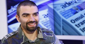 Flou Rege, la Adevărul Live: „Pot sămă las de muzică oricând pentru că ştiu că am făcut ceva ce amsimţit“ VIDEO