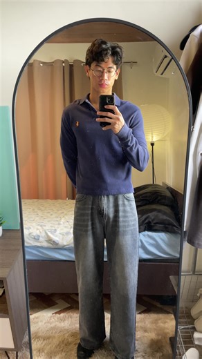 Stylish Jeans and Good Vibes for Your Outfit