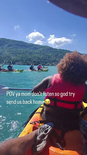 Mom wasn’t listening 💀(rumblemehdh/IG) #momfails #funnymom #kayaking #momandson