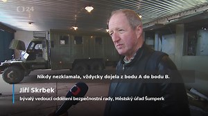 238K views · 1.9K reactions | Dražba techniky civilní ochrany. Stará Praga V3S za 200 tisíc, polní toaleta za 500 a elektrocentrála za 44 tisíc. I takové položky obsahovala ne zcela obvyklá dražba v Šumperku. Pořádalo ji město. Prodávalo nepotřebnou techniku civilní ochrany. Zájemci dorazili z celé republiky. A třeba letitá vétřieska se z vyvolávací ceny 20 tisíc nakonec vyšplhala na 190 tisíc. | Události Ostrava | Facebook