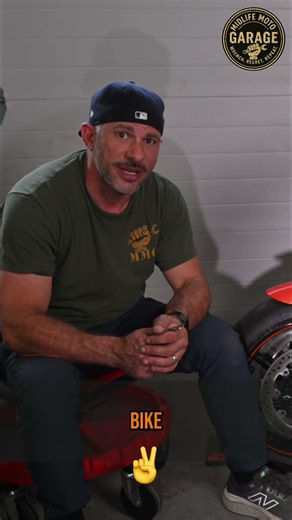 Motorcycle Fairing Mod: Relocating Turn Signals for a Sleek Look! #shorts
