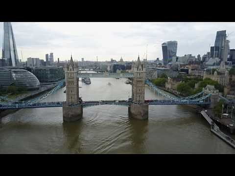London Bridges Falling Down