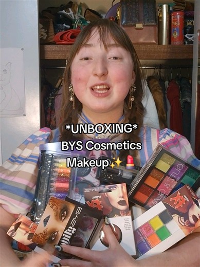 Replying to @shizukaloveschappy *UNBOXING* @BYS Cosmetics Makeup!!✨️💄 #unboxing #Makeup #Halloween #makeuppalette #spookyseason