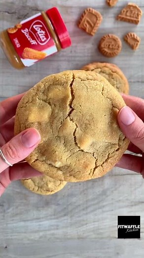 Biscoff Stuffed Cookies! Recipe tutorial #Shorts