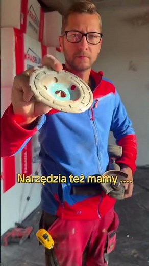 Tak zaczynam montaż bramy garażowej panelowej. #brama #wisniowski #unitherm #dc