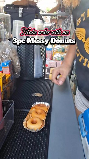 167K views · 933 reactions | Mini donuts with chocolate sauce and marshmallow on top. #donuts #MiniDonuts #messydonuts #supportlocalbusiness #highlightseveryone #ContentMonetization | Mommy Carsss | Facebook