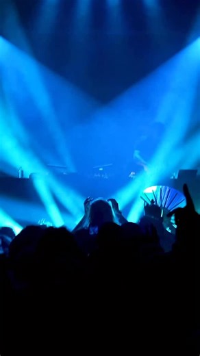 I really really like my bass like that ❤️‍🔥 “Elastic” ft Seasunz from Night 3 of LOVE HERE. New Year’s Eve 2025 | Bassnectar
