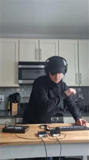 Kitchen Jam 3 using Teenage Engineering OP-XY , TP-7 & TX-6 + Korg Volca FM2
