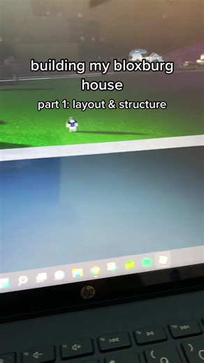 Building My Bloxburg House: Layout & Structure | #Kuzaroo #Bloxburg #Roblox