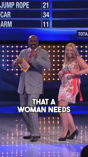 Steve Harvey dances after this perfect waist size answer on Family Feud