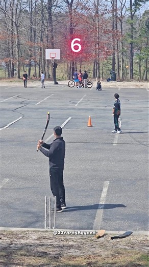 A challenge that goes into superball 😳..#cricketlover #tapeballcricket #Viral #psl #cricketreels