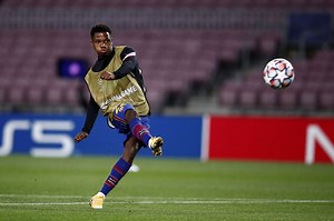 Ansu Fati returns to training with Barcelona teammates