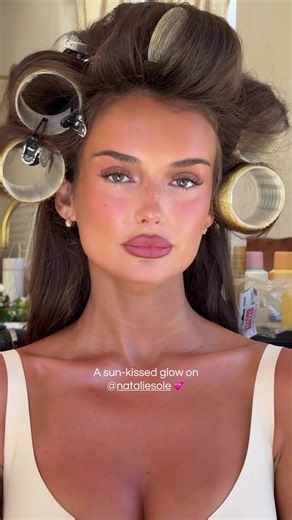 Sun-kissed glow makeup tutorial with Clarins Double Serum