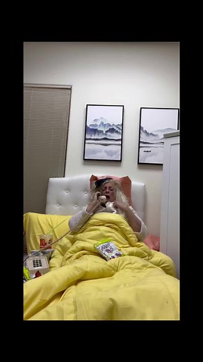 Calling my best friend for any reason | Penny Wiggins