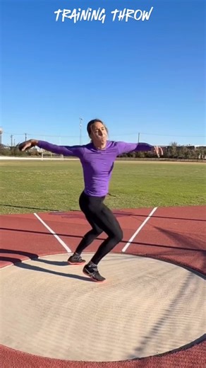 Throwers Squad Global on Instagram: "Valarie Allman🇺🇸 Training Throw #trackandfield #worldathletics #discusthrow #usa #goat"