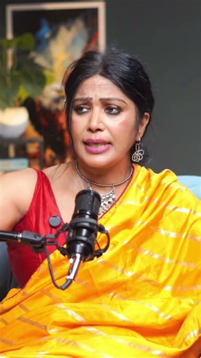 उंगलियों के बीच तिल का रहस्य | Hidden Jyotish Sanket of Mole Between Fingers 🔮